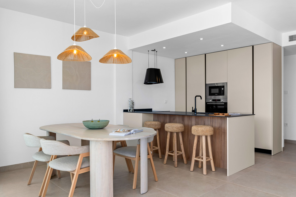 Antilia Apartment IV — 04.jpg