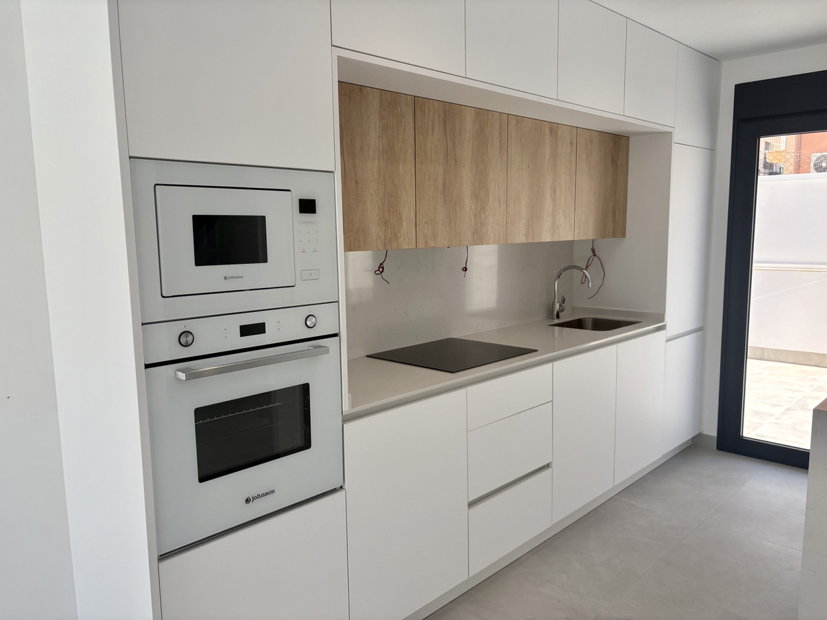 L.A. BEACH Signature Villas — 03.jpg