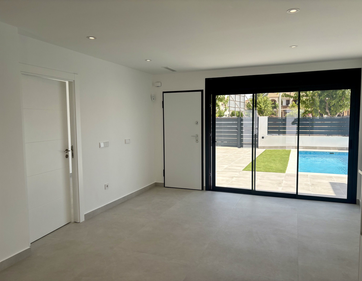 L.A. BEACH Signature Villas — 05.jpg