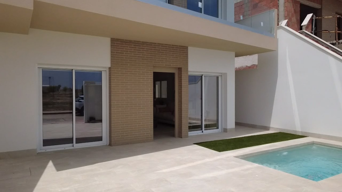 San Diego Apartments — 01.jpg