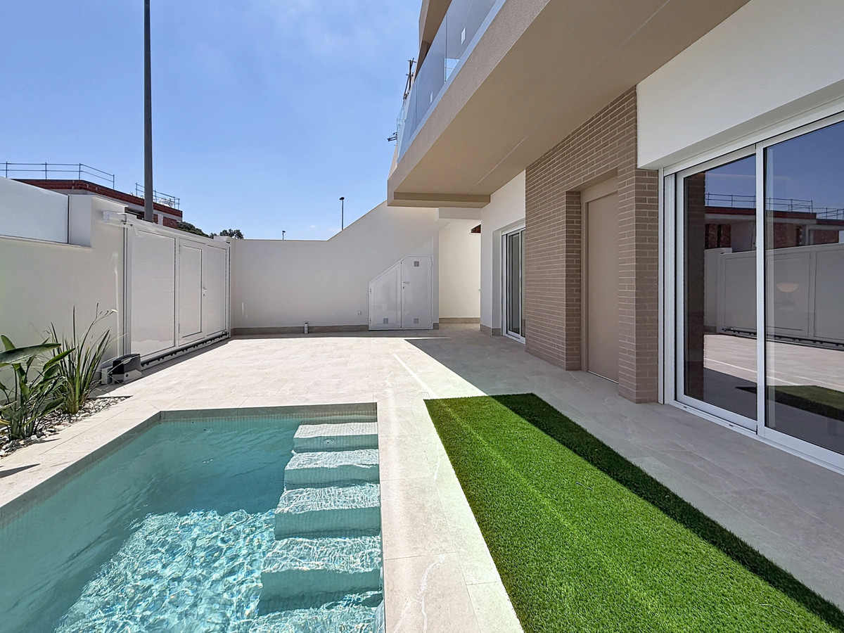 San Diego Apartments — 02.jpg